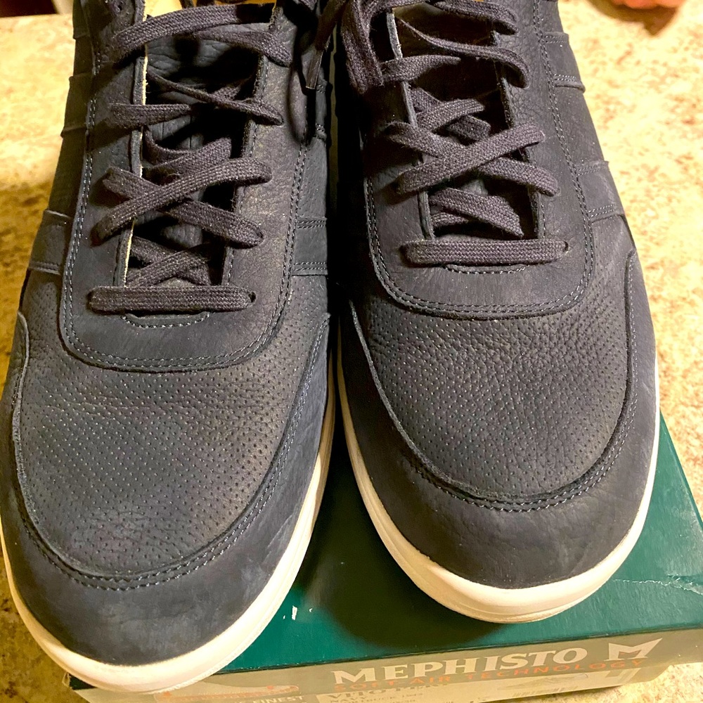 Mephisto Navy Sneakers, Men’s Size 13